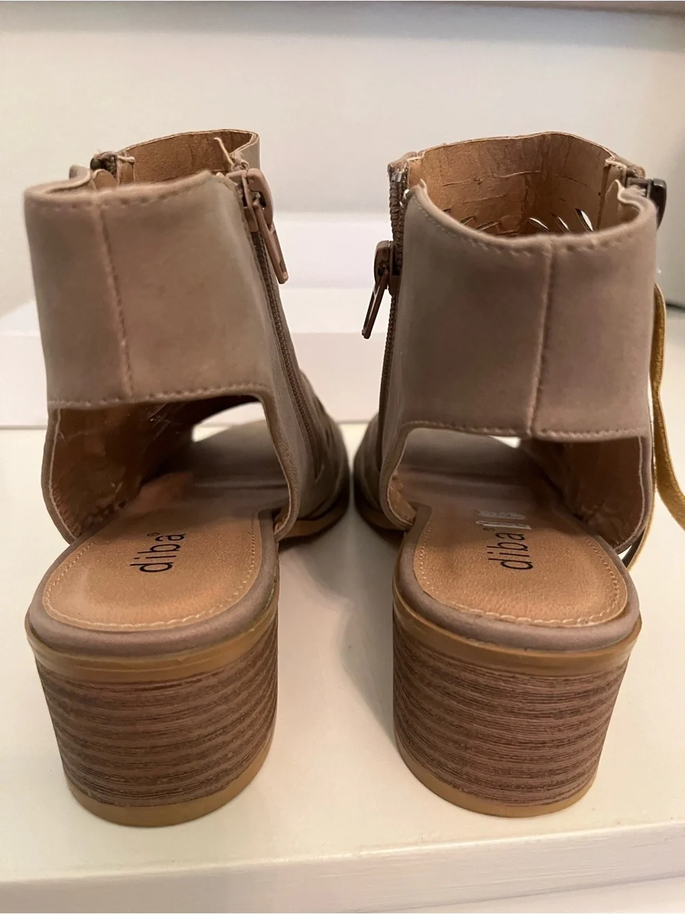 Diba Taupe Gray Ankle Peep Toe Booties Sandals 2